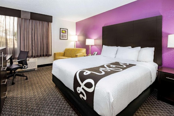 La Quinta Inn & Suites by Wyndham Fort Lauderdale Tamarac image 19